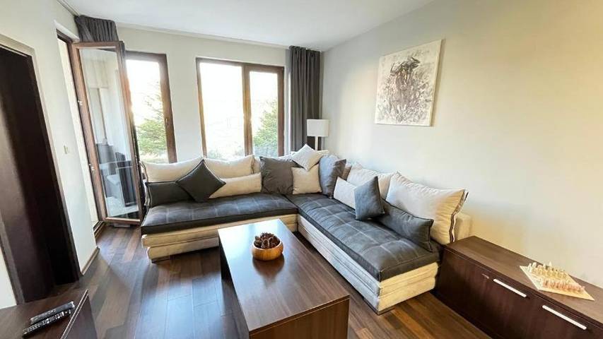 Apartamento para 2 personas, con jardín y vistas además de sauna y piscina en Región de Bansko
