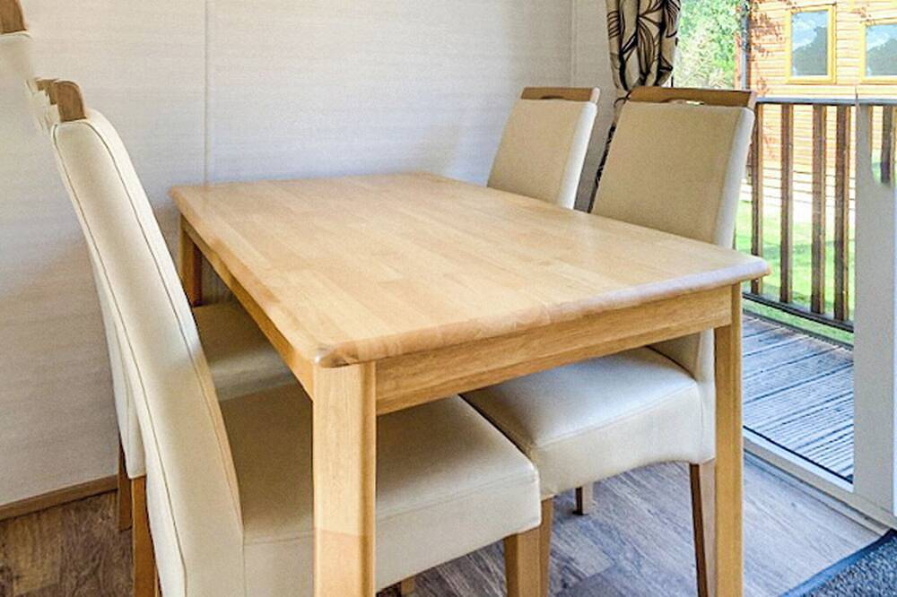 Superior Holiday Home 4 in Albury, Guildford