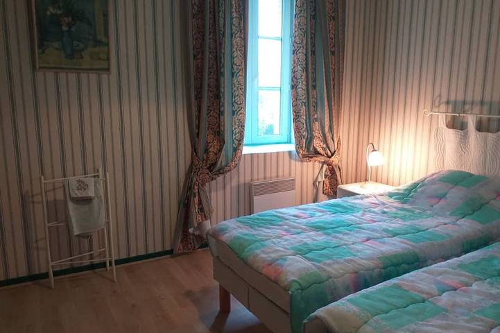 Location de vacances pour 6 personnes, avec terrasse et jardin à Dragey-Ronthon - 3