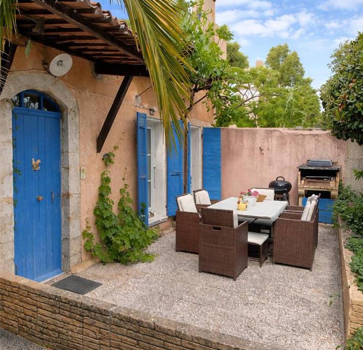 Location de vacances pour 7 personnes, avec jardin, adapté aux familles à L'Escale (Alpes-de-Haute-Provence)
