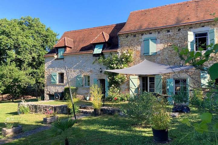 Location de vacances pour 7 personnes, avec jardin à Condat-sur-Vézère