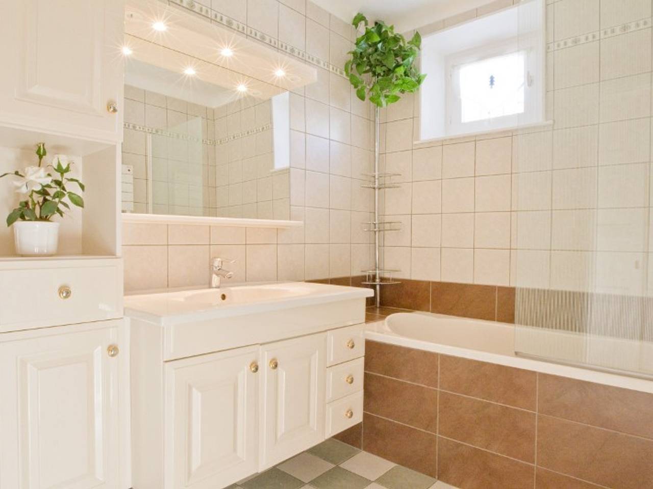 Entire apartment, Spacious 3-room apartment with Wi-Fi and parking in Saint-Chaffrey in Saint-Chaffrey, Serre Chevalier