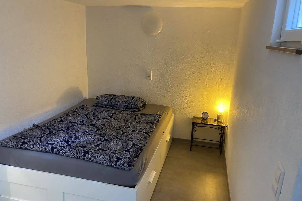 Ganze Wohnung, 30qm Unterkunft in 73230 Kirchheim Teck (max. 2 Gäste) in Kirchheim unter Teck, Landkreis Esslingen