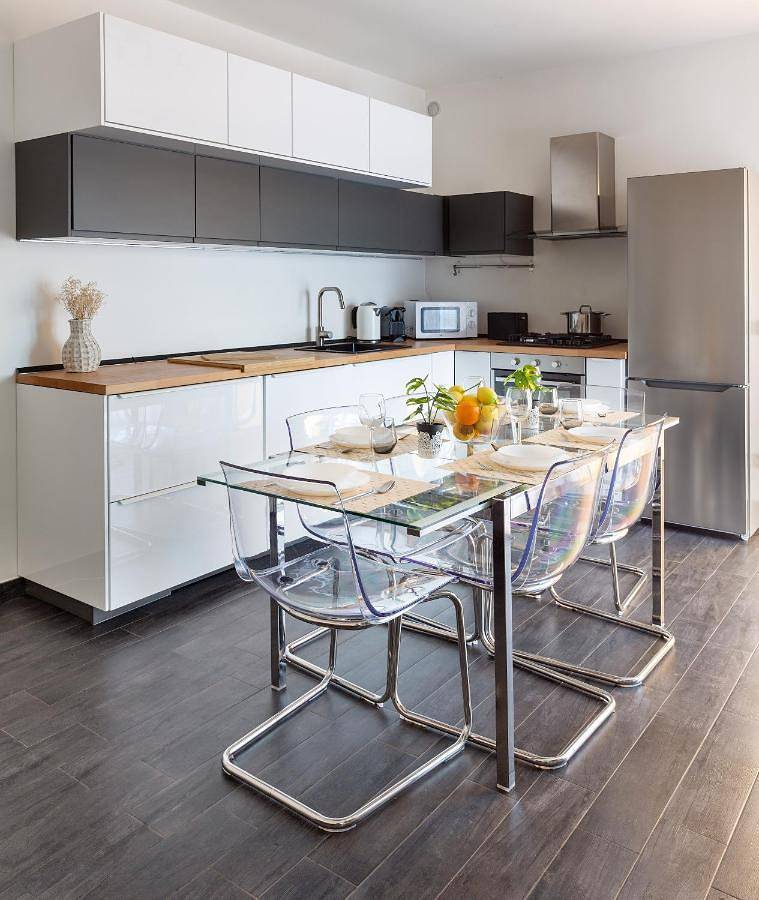 Appartamento intero, Two-Bedroom Apartment in Casamassima, Provincia di Bari