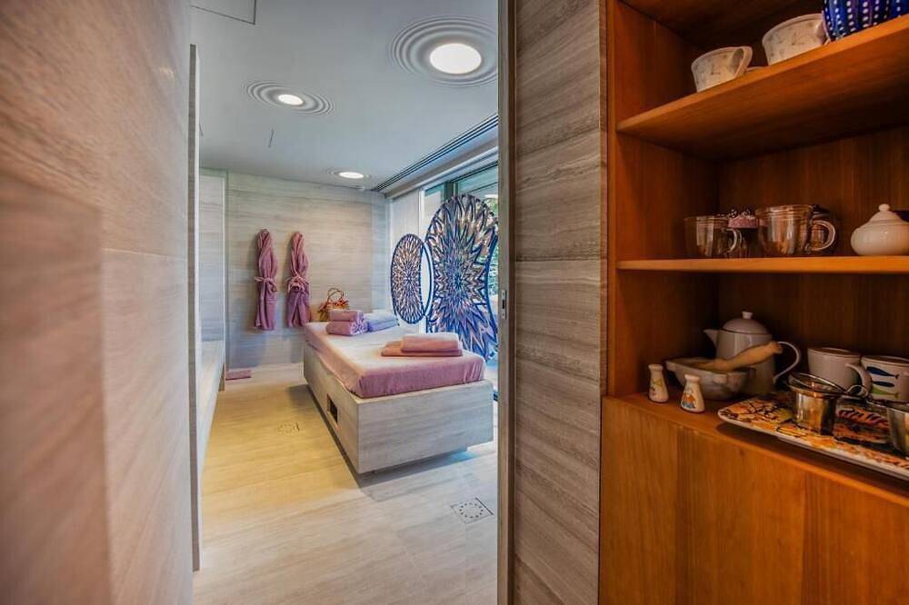 Magic Genève - Luxury Suite with Spa and Pool in Lago Lemano