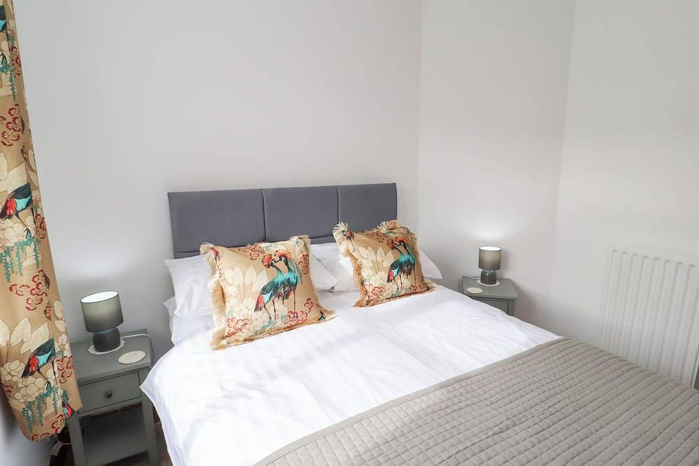 Eusebank, family friendly, with open fire in Pooley Bridge in Pooley Bridge, Lake District