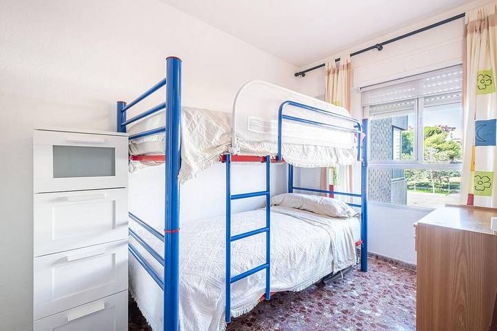 Ganze Wohnung, Gorgeous apartment in El Campello with WiFi in Playa Carrer La Mar, El Campello