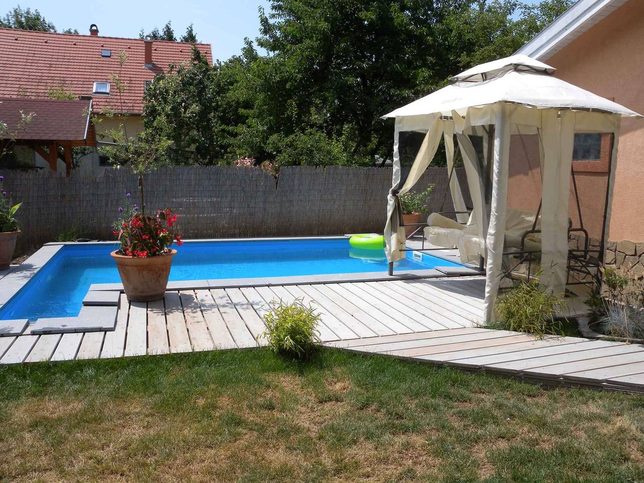 Ganze Ferienwohnung, Ferienwohnung mit Swimmingpool und Klimanlage  in Siofok, Siófok und Umgebung