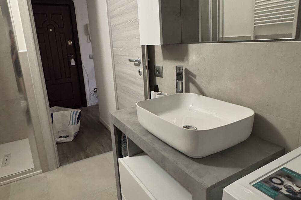 Ganze Wohnung, Felicita – Cascata Terrace with Lake View in Lecco, Westliche Bergamo-Alpen