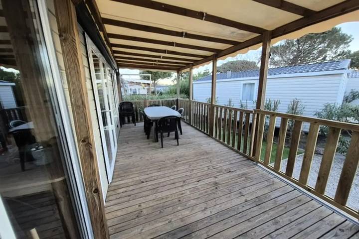 Camping pour 8 personnes, avec Terrasse et Piscine à Canet-en-Roussillon - 2