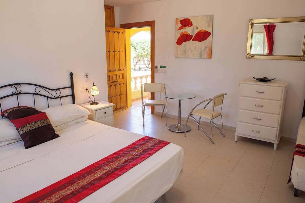 Villa mit privatem Tennisplatz und riesigen Gärten und Bergblick in Turre, Costa de Almería