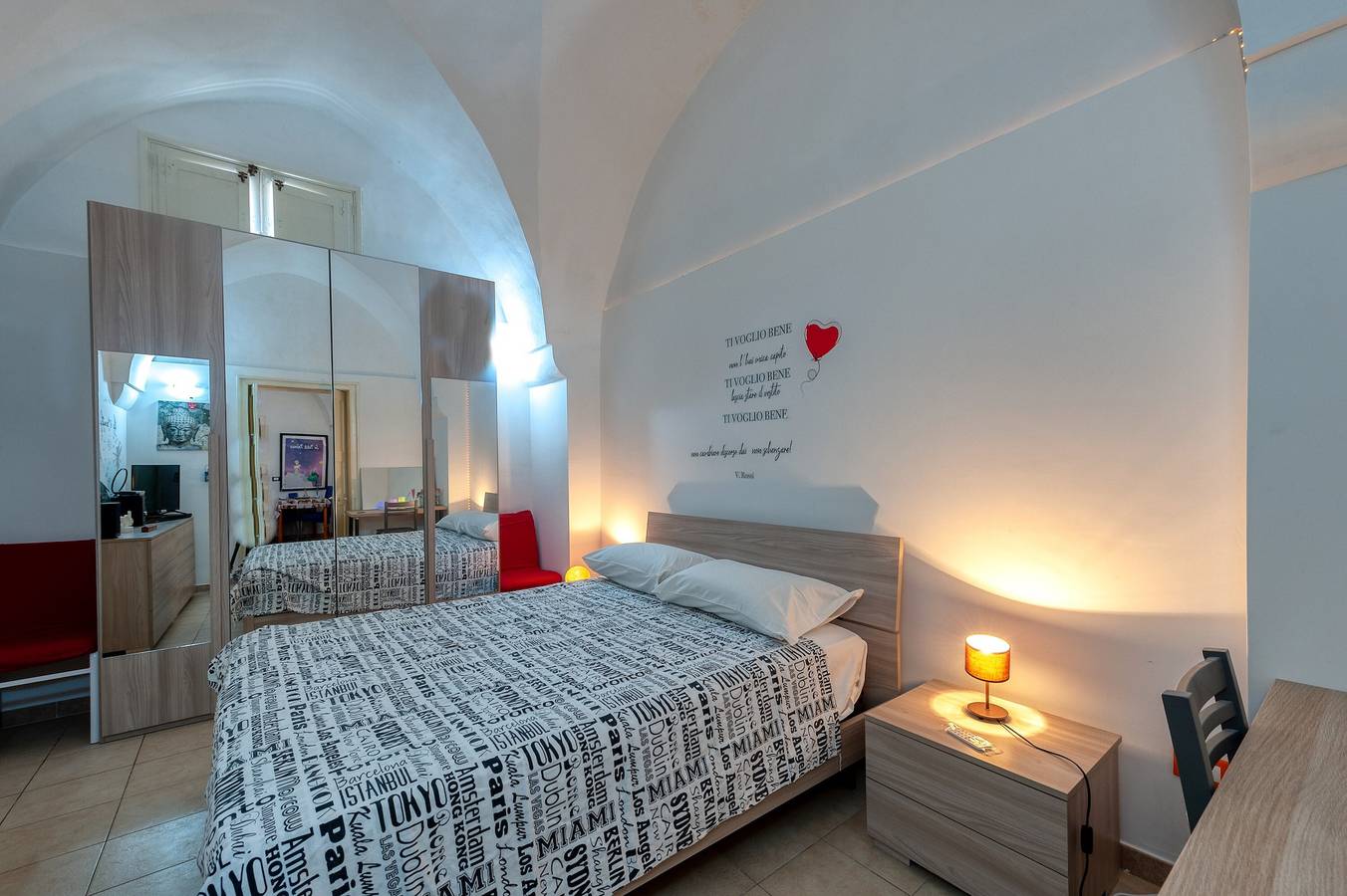Appartement entier, Appartement 'Dimora Storica Monteroni Di Lecce' avec terrasse privée, Wi-Fi et climatisation in Monteroni di Lecce, Province de Lecce