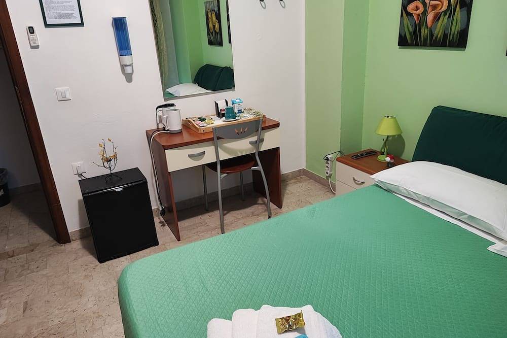 Our apartment is located on the 2nd floor of a stately building in Catanzaro, Catanzaro Province