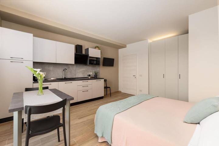 Gîte pour 2 personnes, avec jardin et vue à Serralunga d'Alba - 2