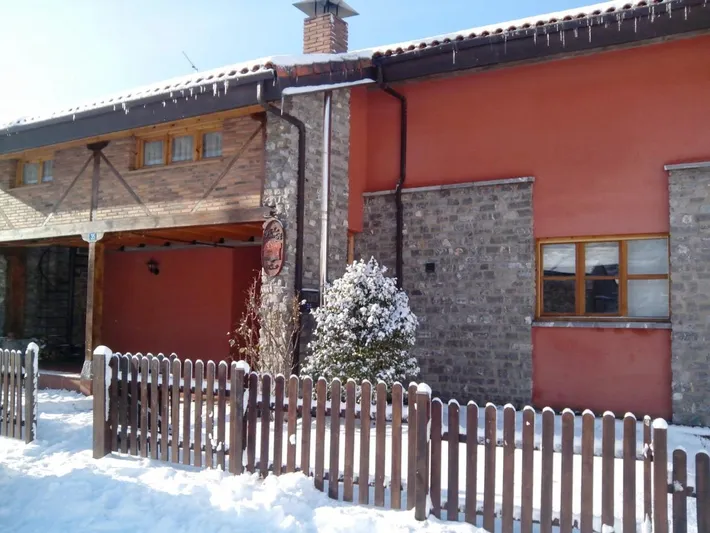 Casa de huéspuedes para 2 personas, con jardín además de terraza y vistas - 1