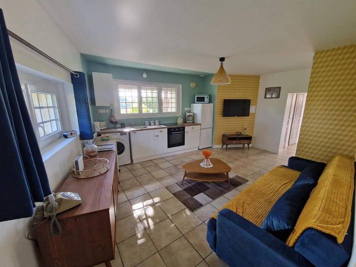 Location de vacances pour 2 personnes, avec jardin ainsi que vue et piscine à Soubran - 4