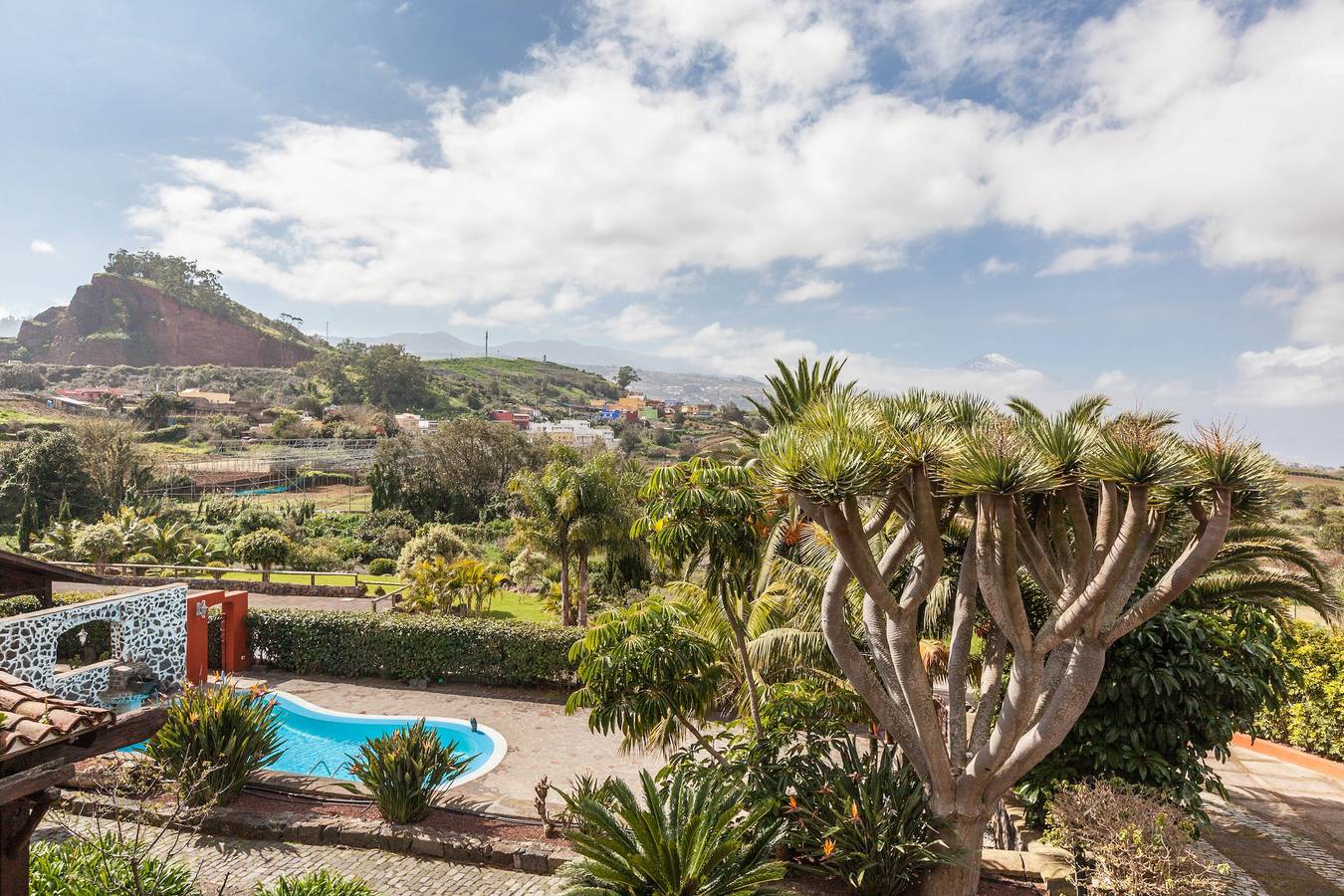 Finca "Los Viñedos Casa Rural" con vista mare, piscina comune, Wi-Fi, terrazza e giardino in La Caridad, Tacoronte