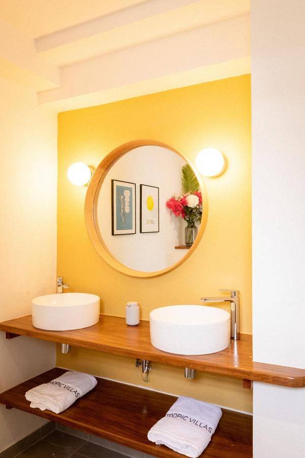 Location de vacances pour 17 personnes, avec jardin et vue à Les Anses-d'Arlet - 3