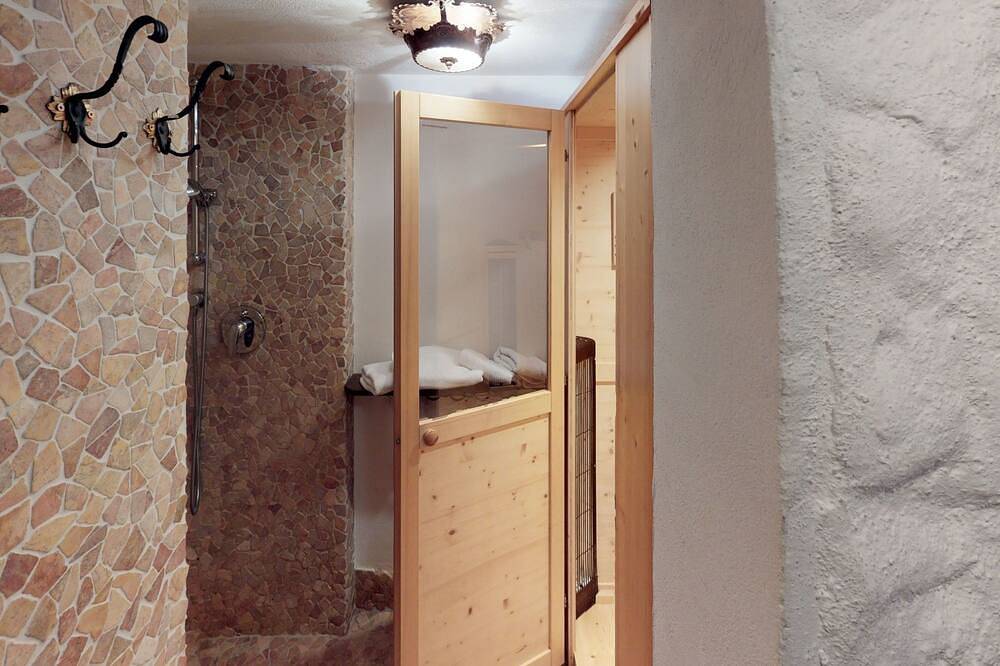 Kärntnerhaus in Falkertsee in Reichenau (Österreich), Nockberge