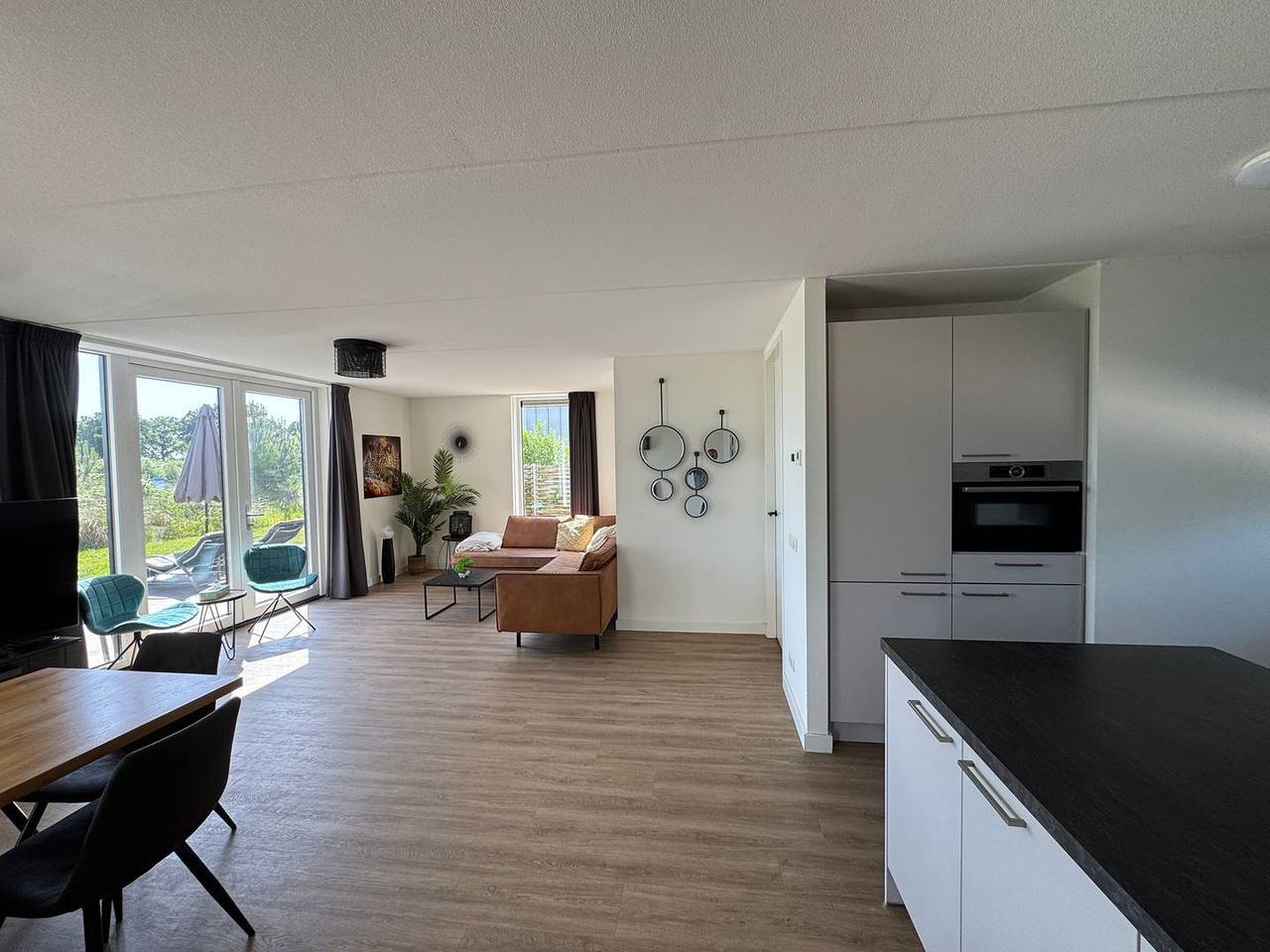 Vakantiehuis voor 12 personen met uitzicht op het meer in Linden (Nederland), Noord-Brabant