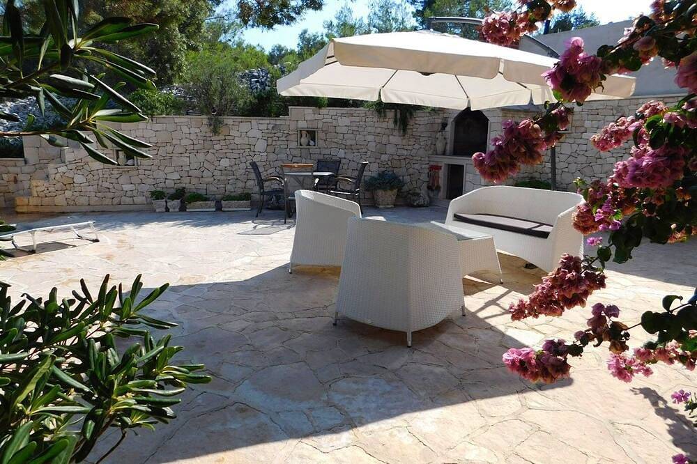 Ganze Wohnung, 3-Zimmer-Ferienwohnung mit Klima Povlja, Brac in Povlja, Brac