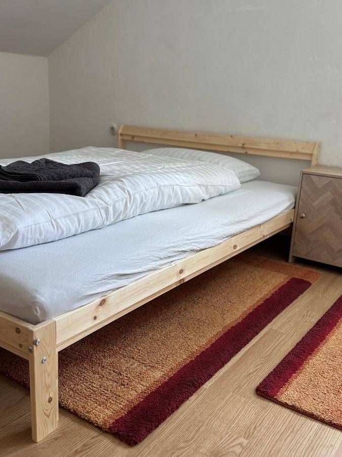 Modernes ruhiges Landhaus bei Kassel - Ganzes Ferienhaus mit 4 Schlafzimmern, Sauna & Garten in Niedenstein, Schwalm-Eder-Kreis