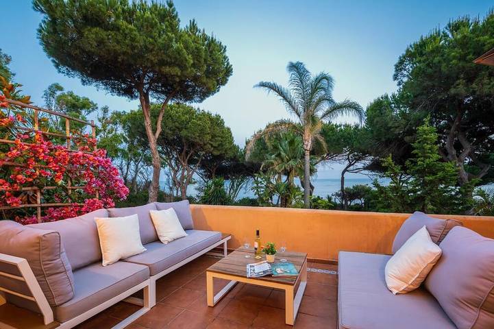 Ferienhaus für 4 Personen, mit Garten und Sauna sowie Pool und Balkon in Estepona