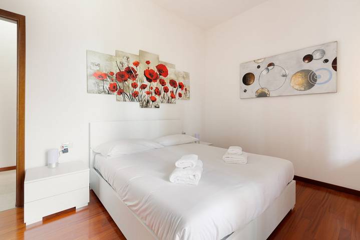 Appartement entier, Appartement de vacances pour 2 personnes avec balcon/terrasse in Milan, Province de Milan