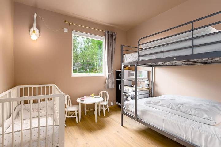 Ferienhaus für 14 Personen, mit Balkon und Whirlpool sowie Garten in Lindås - 4
