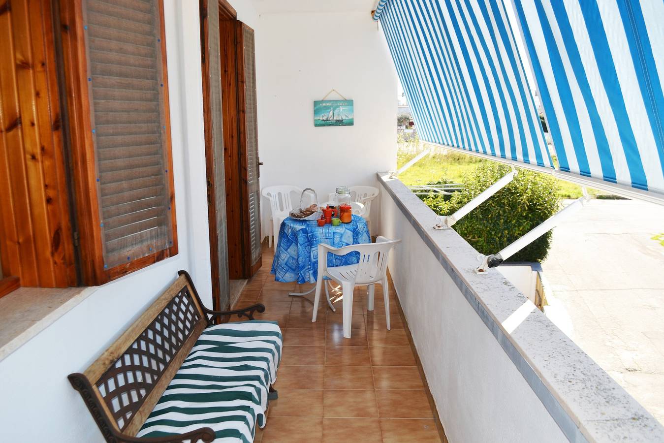 Appartamento intero, Appartamento Centrale "Casa vacanza vicino spiaggia-Ll23" con Balcone in Melendugno, Provincia di Lecce