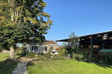 Gîte pour 3 personnes, avec jardin et jacuzzi, animaux acceptés à Martin-Église