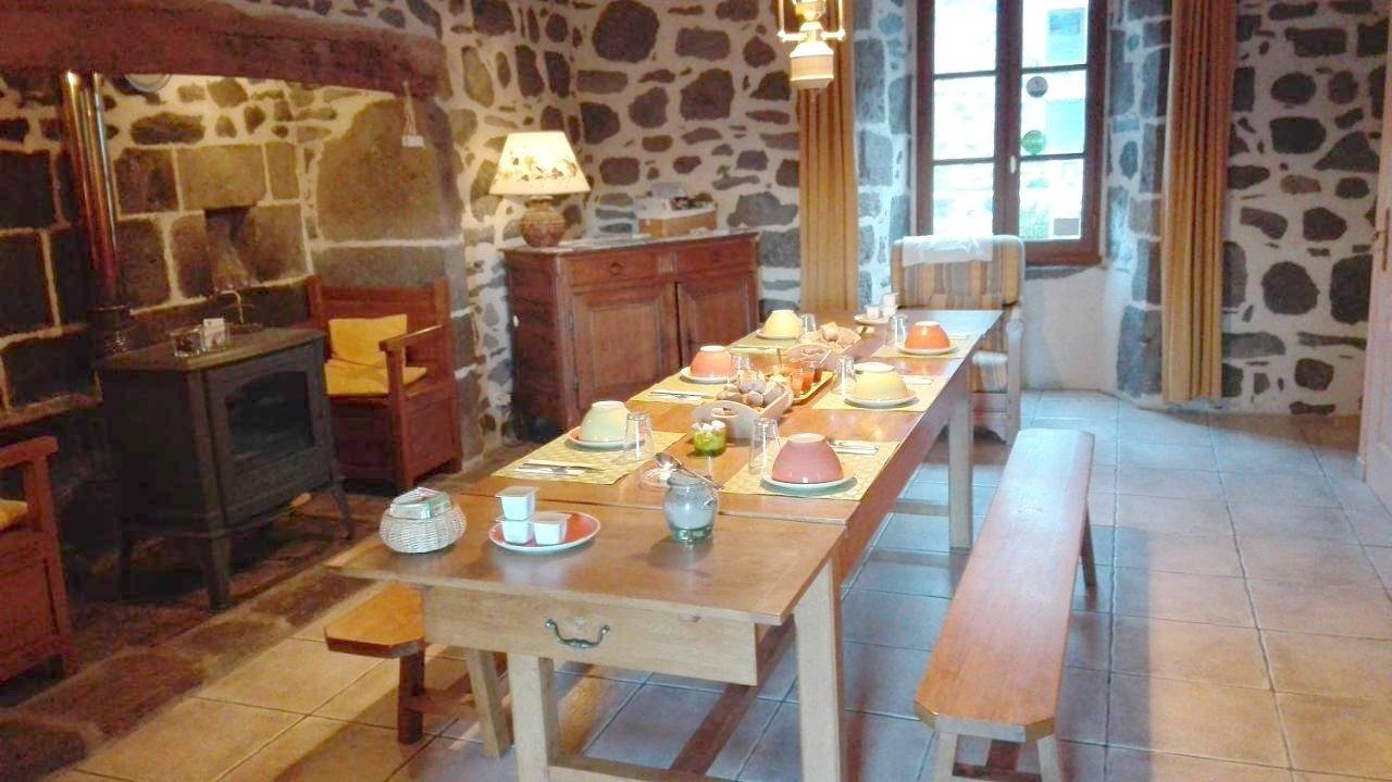 Chambre d'Hôtes La Maison de Barrouze in Salers (Cantal), Parc naturel régional des Volcans d'Auvergne