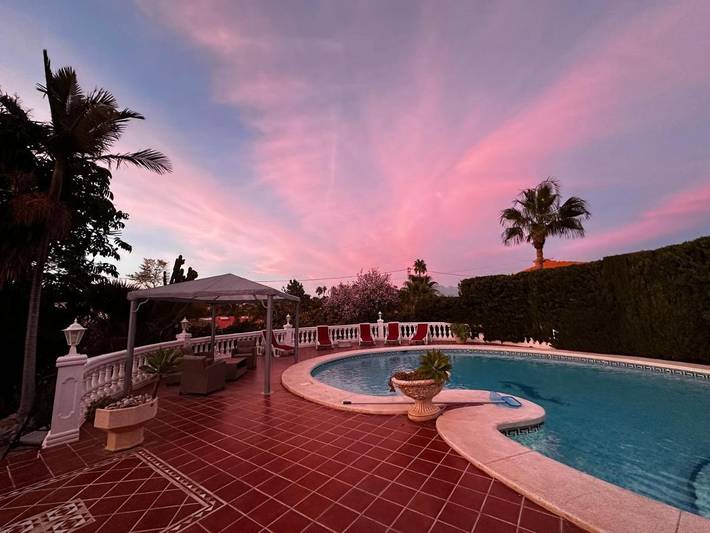 Casa rural para 8 personas, con Balcón y Terraza además de Piscina y Vistas en La Nucía