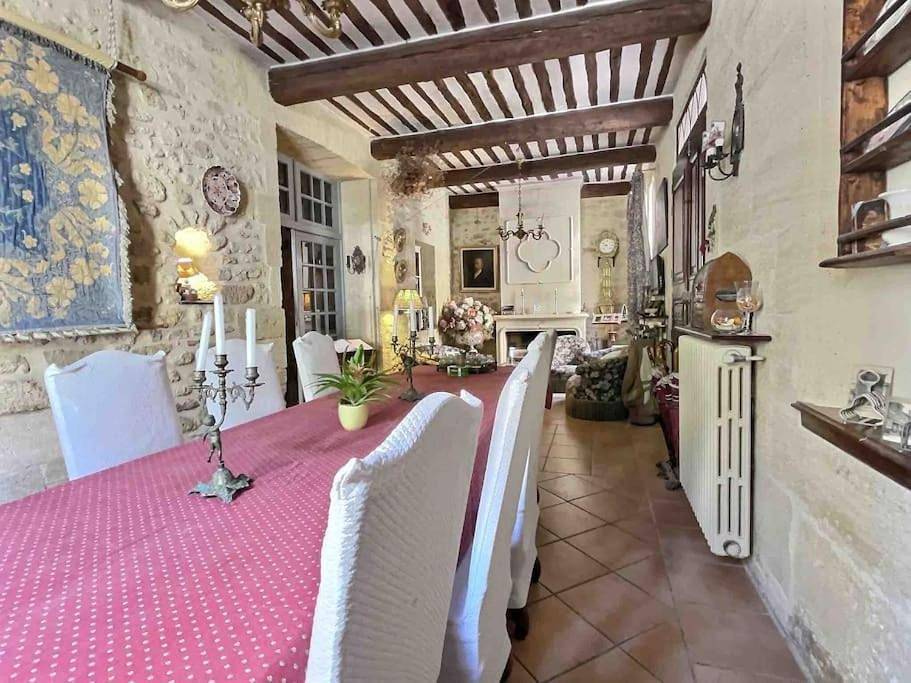 Appartement entier, Apartment in Remoulins, Région de Nîmes