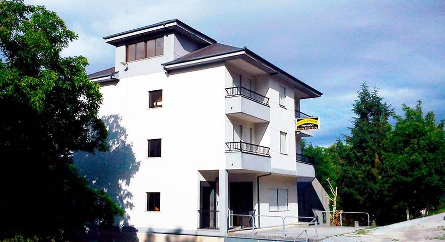 Casa de huéspuedes para 2 personas, con vistas además de terraza y jardín - 1