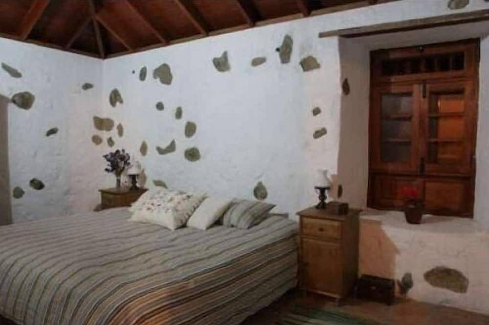 Casa rural (alquiler íntegro) Finca Los Ciruelos para 4 personas in Cueva del Viento, Icod de los Vinos