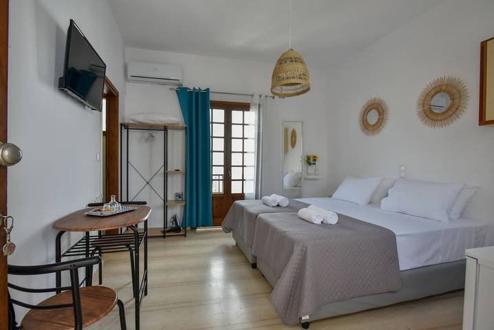 Studio voor 2 personen, met balkon en tuin op Kreta