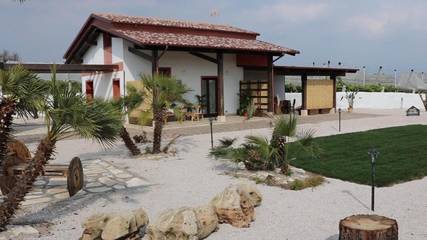 Chambre d’hôte pour 4 personnes, avec piscine et jardin à Cisterna di Latina