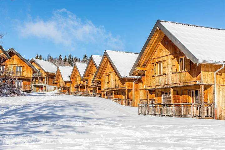 Chalet pour 6 personnes, avec balcon et sauna à Les Déserts
