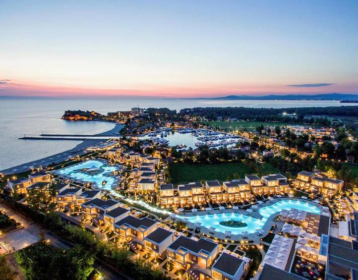 Hotel für 4 Personen, mit Garten und Sauna sowie Ausblick und Pool