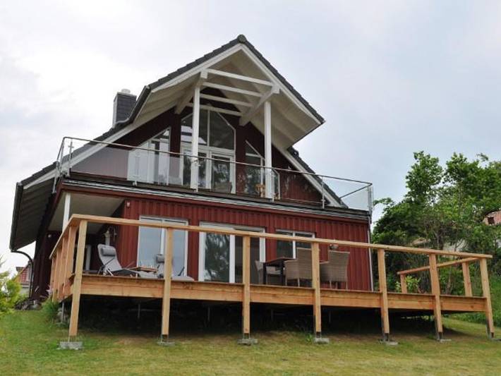 Ferienhaus für 4 Personen, mit Balkon und Terrasse sowie Garten und Seeblick in Dörnick - 2