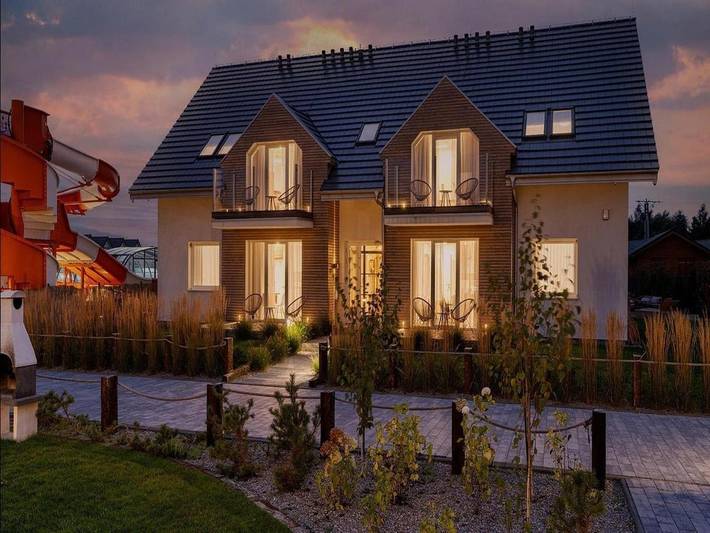 Ferienwohnung für 4 Personen, mit Balkon und Garten sowie Pool in Ostseeküste Polen