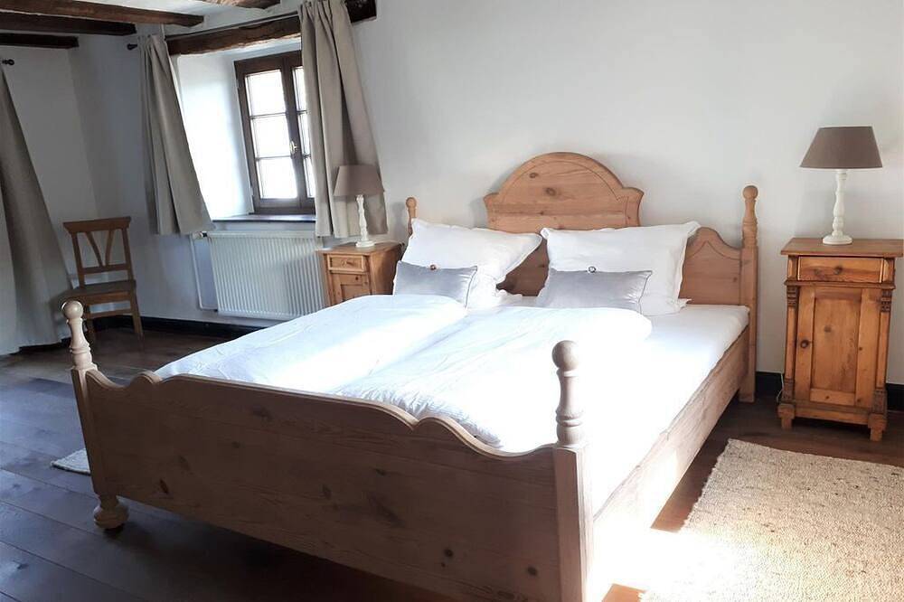 Ganze Wohnung, Ferienhaus \"Altes Steinhaus\" (max. 9 Personen) - Landhaus am Aremberg in Antweiler, Ahrtal