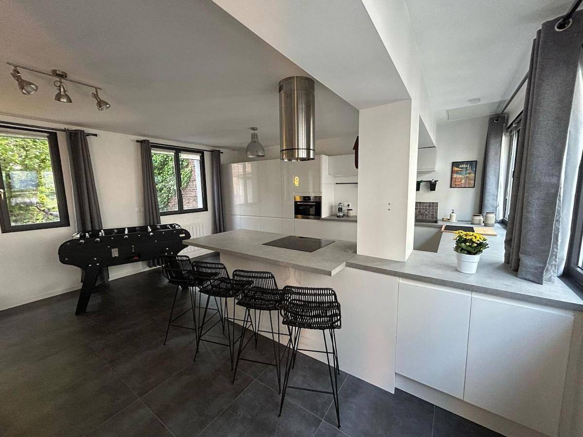 Appartement entier, Two-Bedroom Apartment in Arras, Région d'Arras