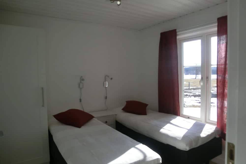 Block-Ferienhaus mit am See mit hohem Standard in Lindesberg, Örebro und Umgebung