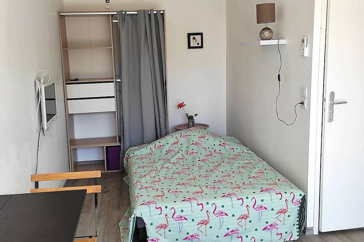 Gîte pour 2 personnes, avec terrasse et piscine à Saint-Martin-de-Crau - 2