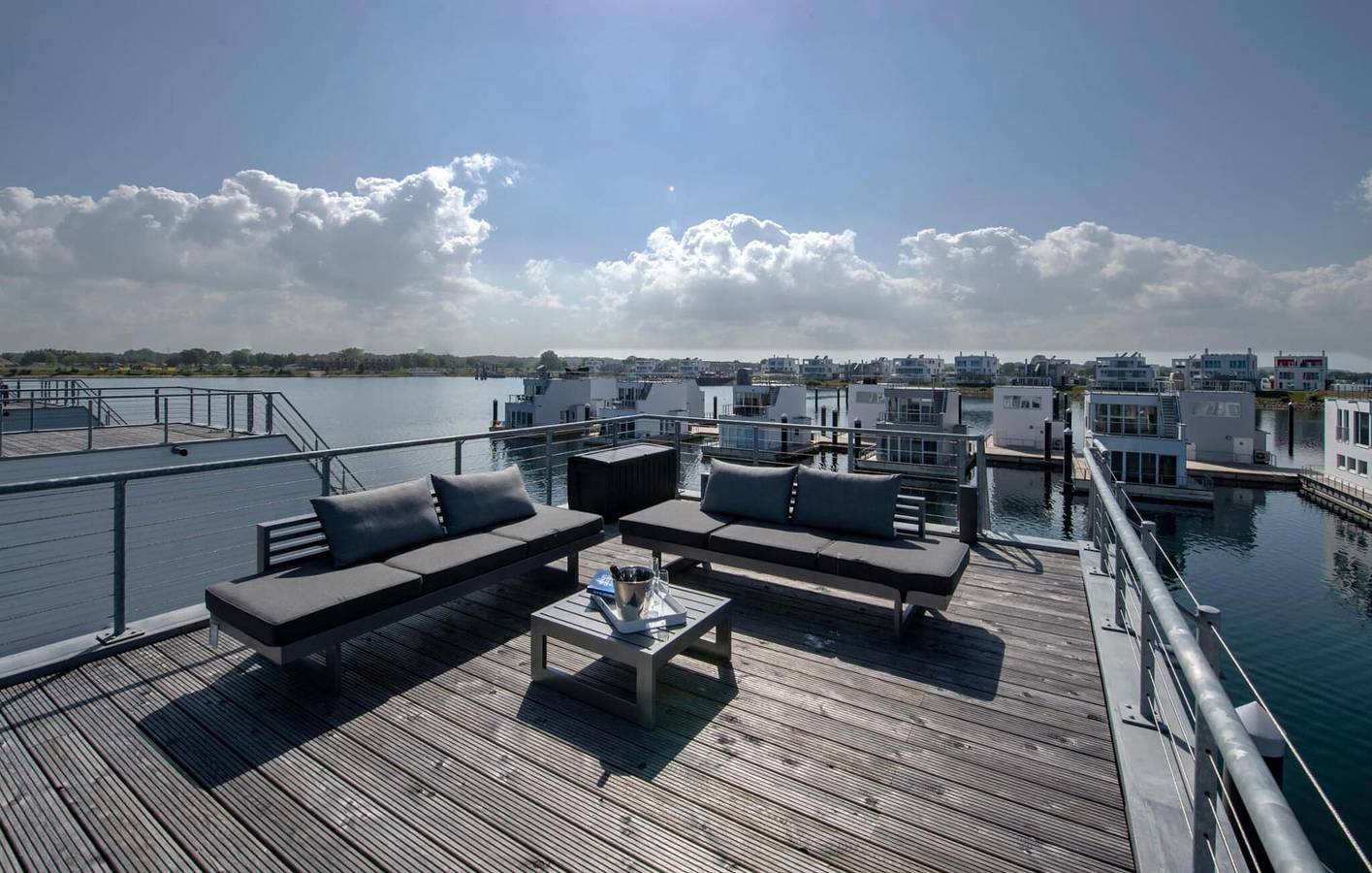 Apartment mit Meerblick, Terrasse und Parkplatz 900 m vom Strand entfernt in Olpenitz, Kappeln