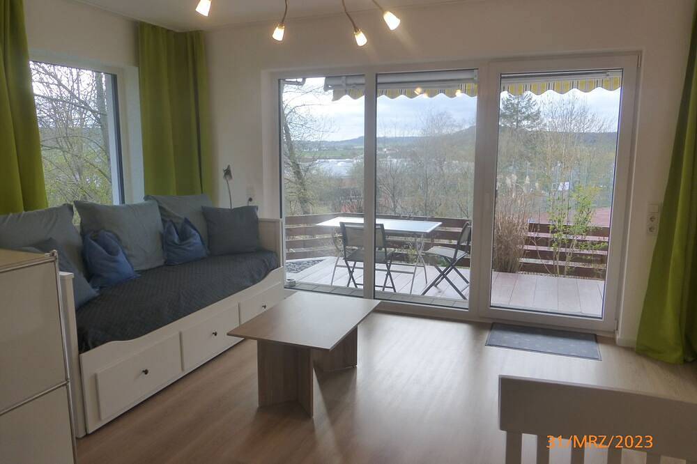 Ganze Wohnung, Ferienwohnung Lehrberg - Moderne Wohnung mit Wallbox für E-Auto in Lehrberg, Romantische Straße