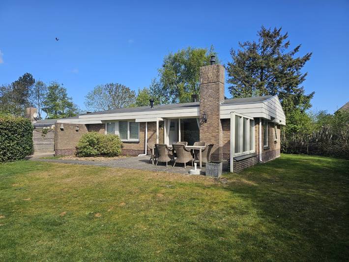 Vakantiehuis voor 4 personen, with Balkon/Terras and Terras as well as Tuin op Ameland