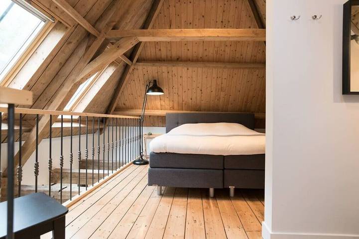 3. Quietly Located Farm Close to Rai and Train in Abcoude, Groene Hart